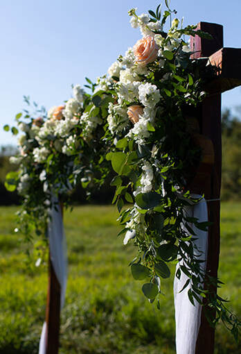 Wedding arbor flowers
