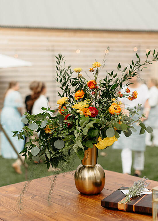 wedding, outdoor wedding, bouquet, flowers