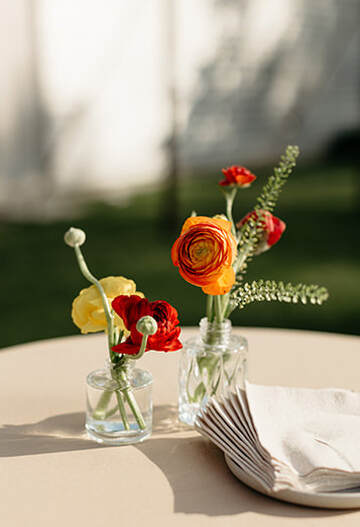 Florals, tablscape, wedding reception, napkins