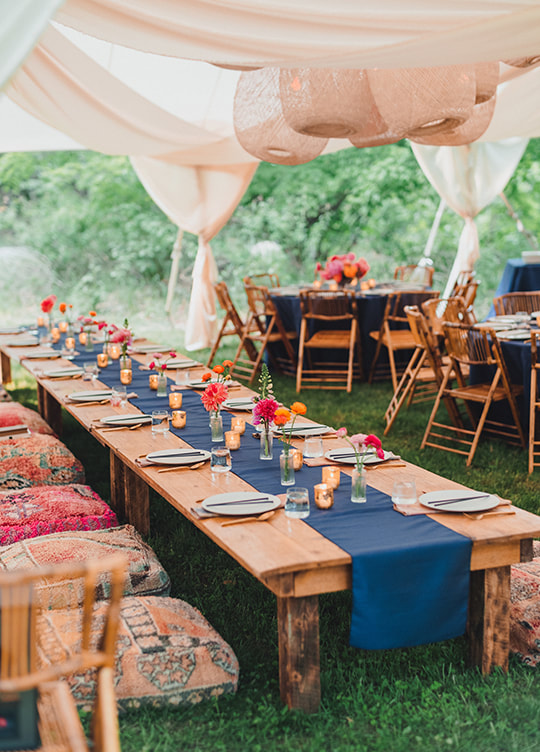 Wedding reception, tablescape, seating, tent, centerpiece, florals
