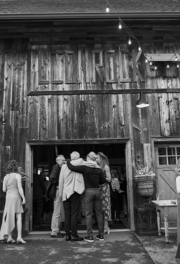 barn, wedding entrance, guests, reception