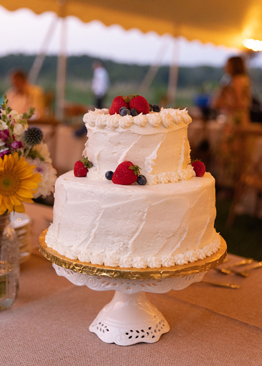 Wedding catering, cake