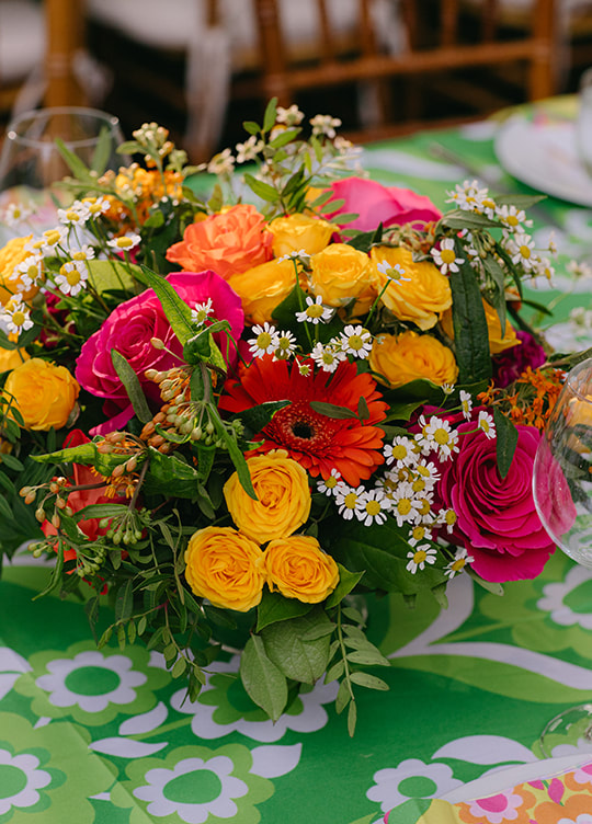 flowers, wedding reception, tablescape, glassware