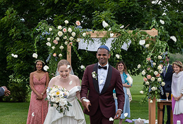 wedding ceremony, bride and groom, portrait, outdoor wedding