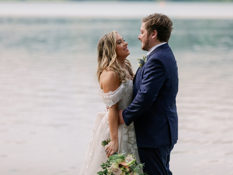 Lakeside Wedding
BRITTANY + KYLE | Interlaken Inn • Lakeville • Connecticut