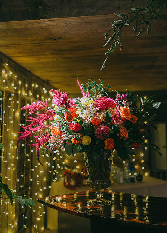 wedding day, floral arrangement, lighting
